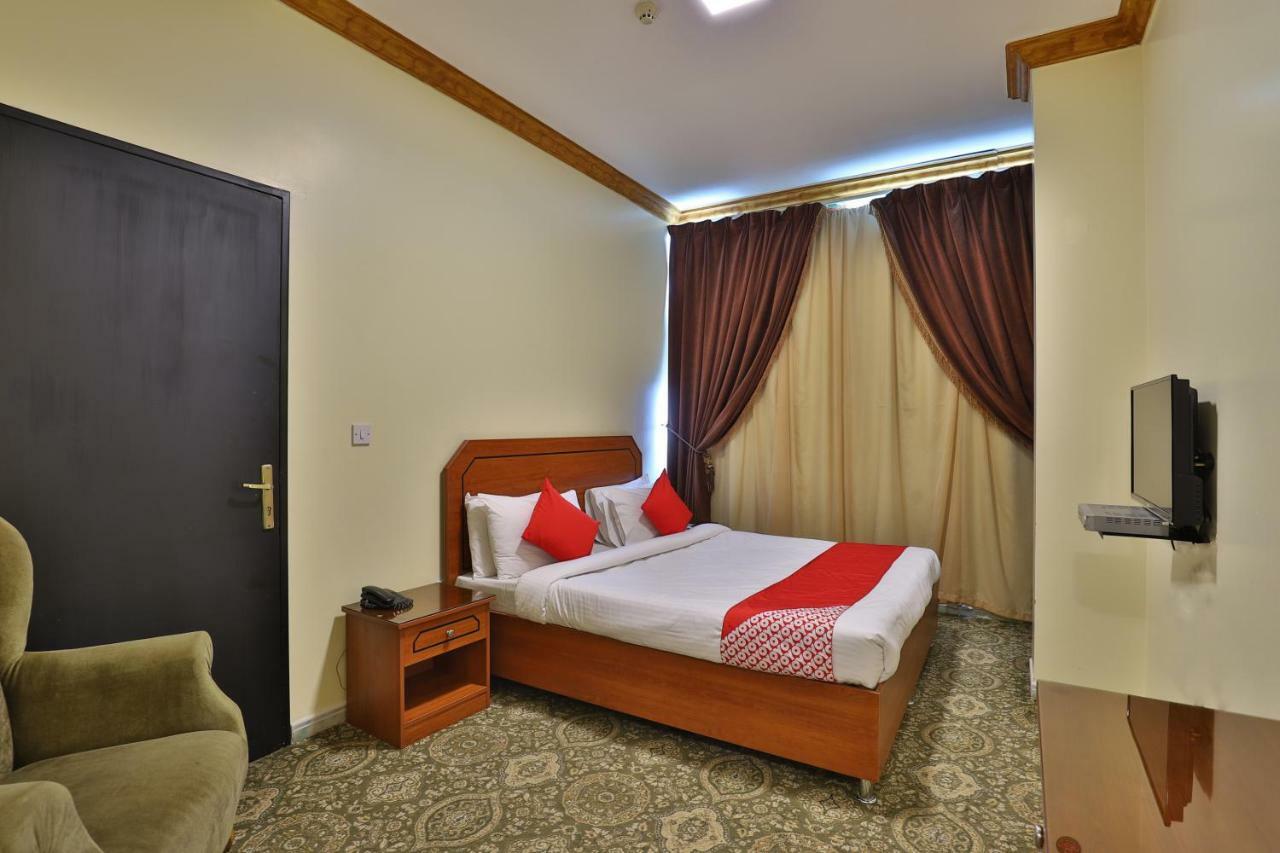 Aparthotel قصر الحمراء فرع الاسواق Ar Riyad Esterno foto