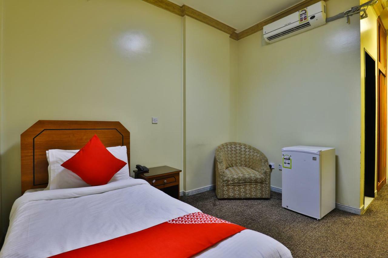 Aparthotel قصر الحمراء فرع الاسواق Ar Riyad Esterno foto