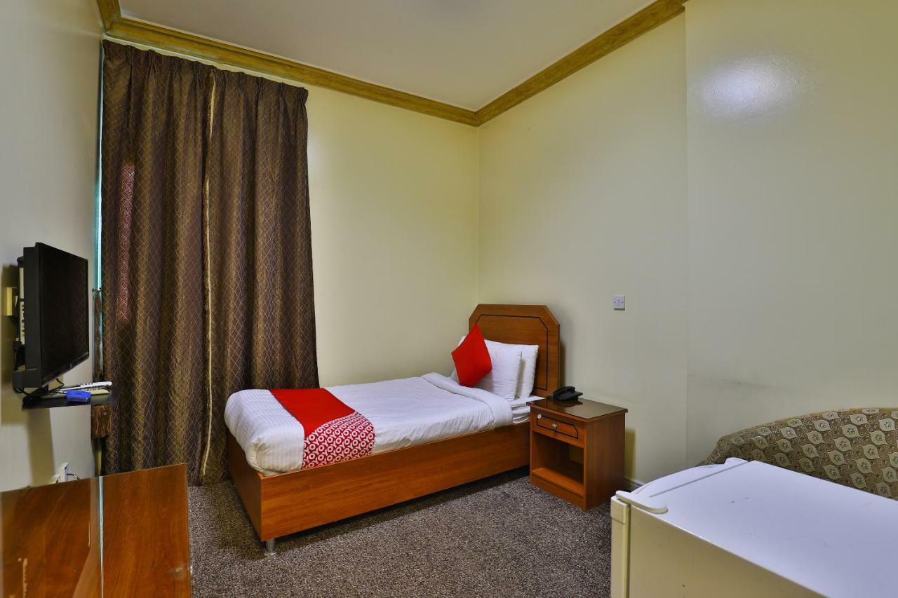 Aparthotel قصر الحمراء فرع الاسواق Ar Riyad Esterno foto